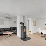 2 Bedroom Stunning In Harboore *