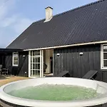 2 Bedroom Stunning In Harboore *