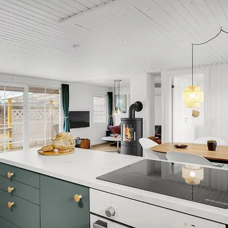 2 Bedroom Stunning In Harboore Harboor