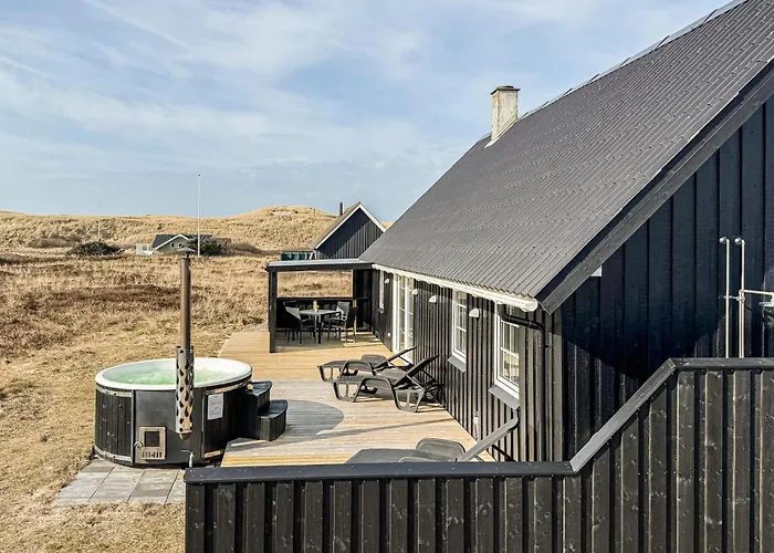 2 Bedroom Stunning In Harboore Holiday home