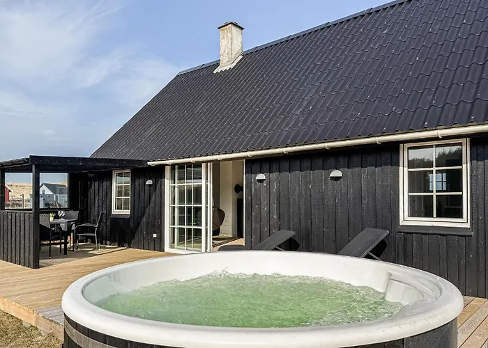 2 Bedroom Stunning In Harboore *